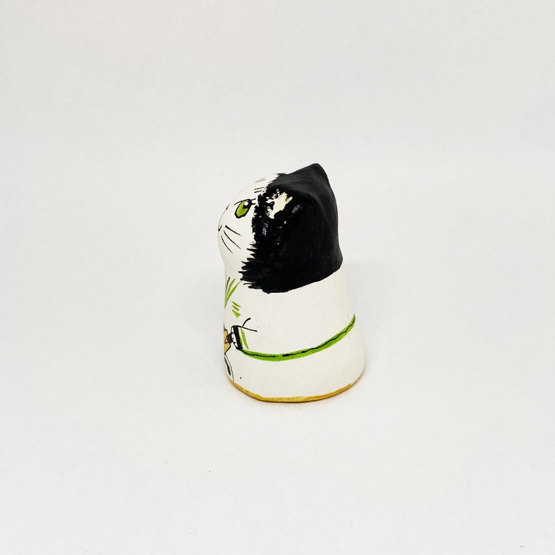 イギリス 素焼きのミニ猫　クリケット　黒白猫  Merryfield Pottery