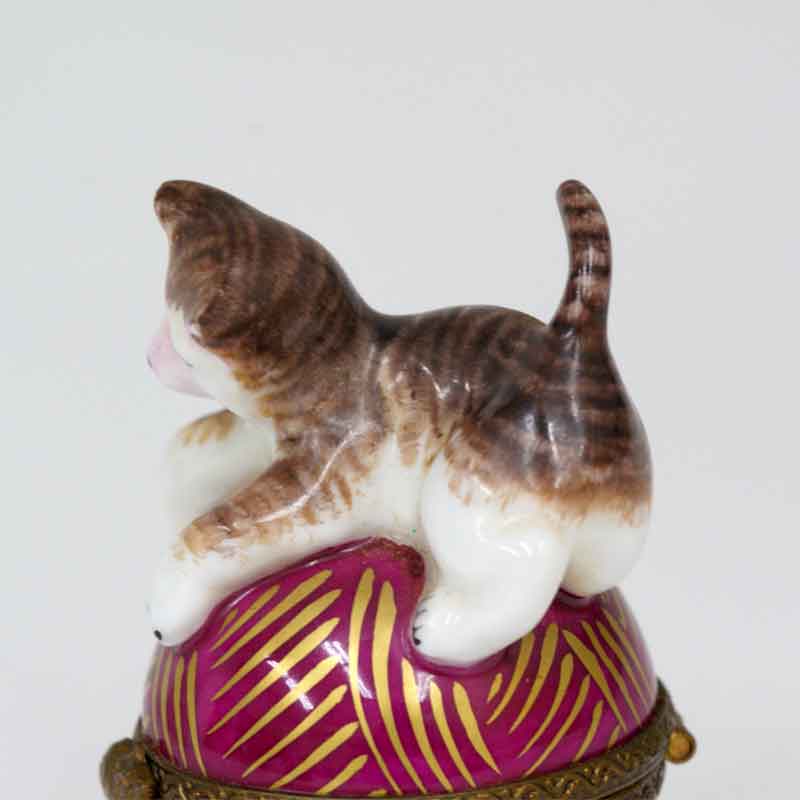 限定生産リモージュボックス　袋に入った猫　フランス製トリンケット ねこ　cat 限定生産リモージュボックス袋に入った猫フランス製トリンケット