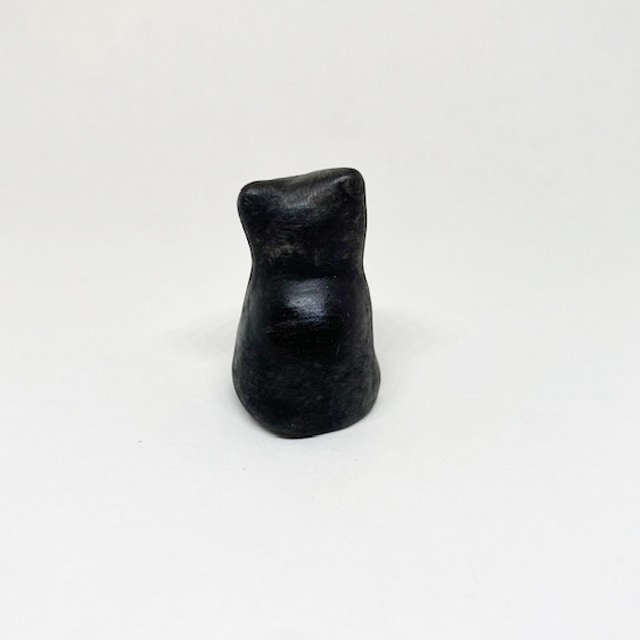 イギリス メリーフィールドポッタリー 素焼きのミニ猫 黒白猫 シンブルD Merryfield Pottery