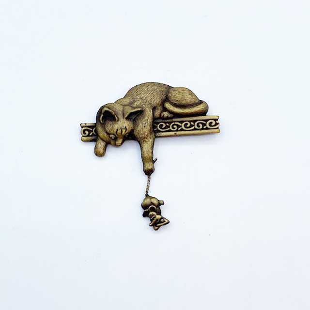 JJ Jonette 猫のヴィンテージブローチ ネズミを捕まえた猫 ピューター製 ブロンズ