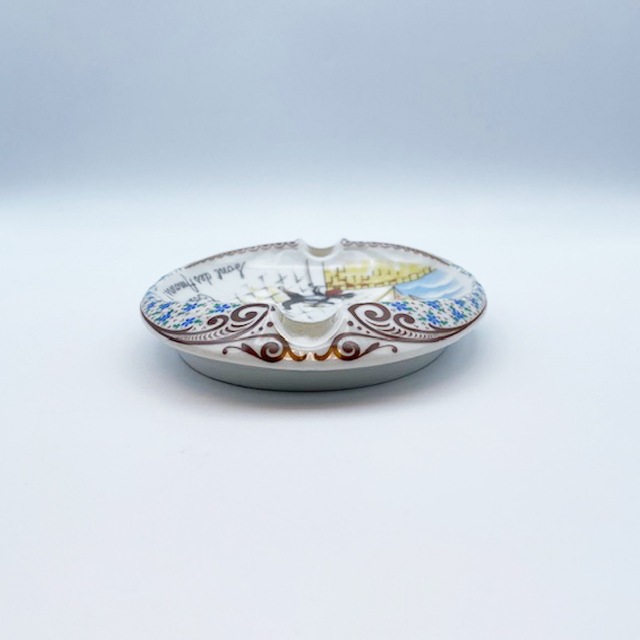 Orlik Limoges 猫の絵柄のアッシュトレイ・ピントレイ　アメリカ/フランス Toutes les femmes.＜レア＞