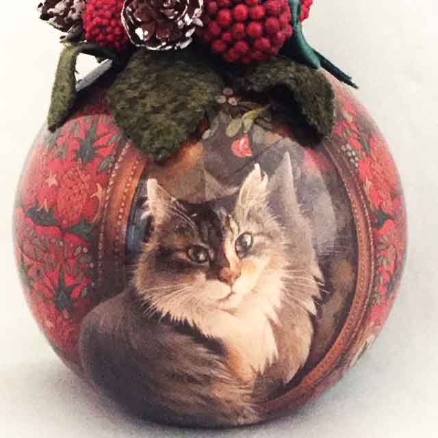 ENESCO レズリーアンアイボリー クリスマスオーナメント 丸型赤 アグネッサ1990年