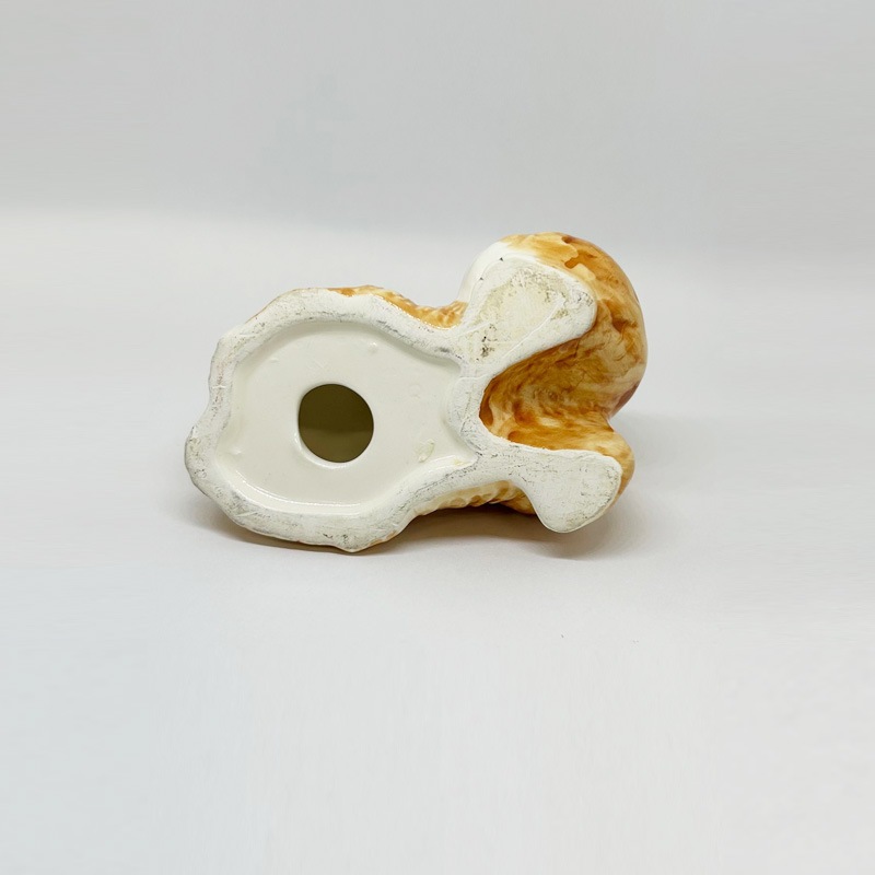 ヴィンテージ　尻上げ茶白猫フィギュリン　イギリス輸入品