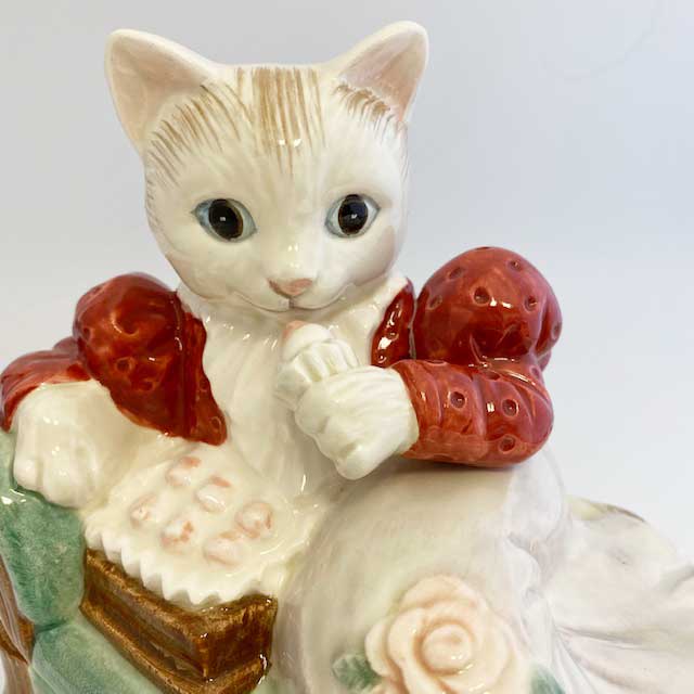 フィッツ＆フロイド Fitz & Floyd ドレスを着た白猫ちゃんのバター