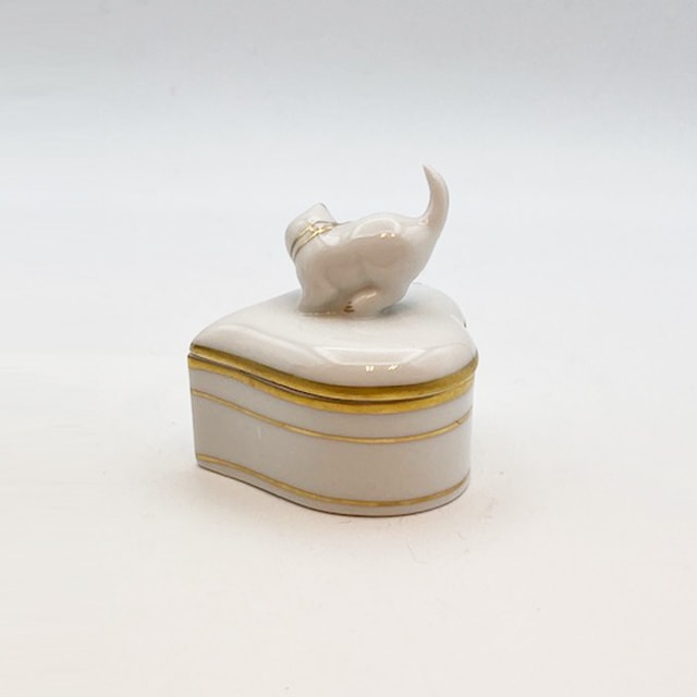 ヘレンド 猫ののったハート型のボン二エール 小物入れ 1992年