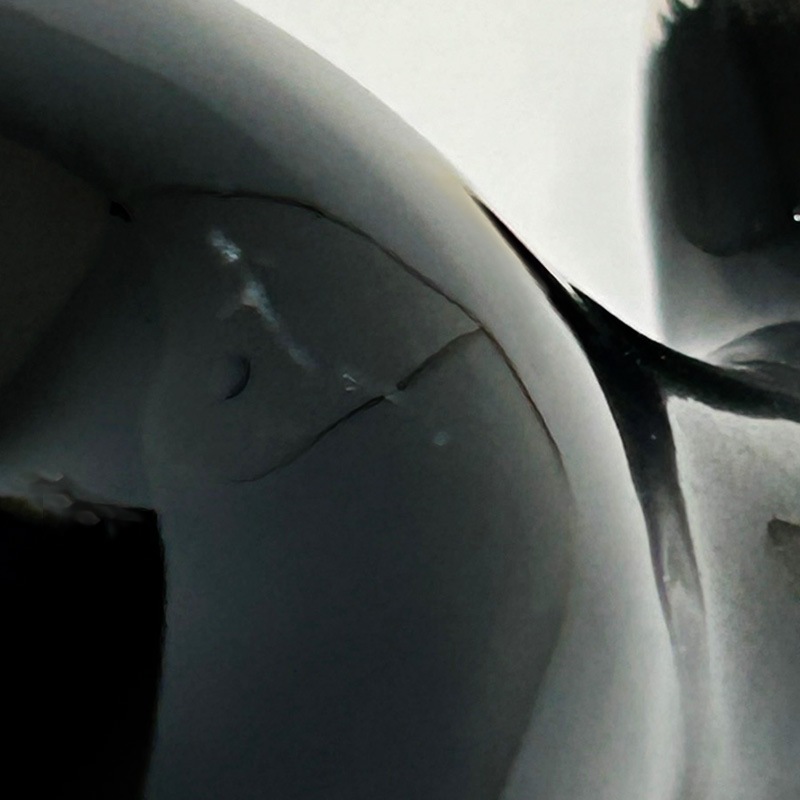 ヴィンテージ　尻上げ黒白ハチワレ猫フィギュリン　DEVON CERAMICS