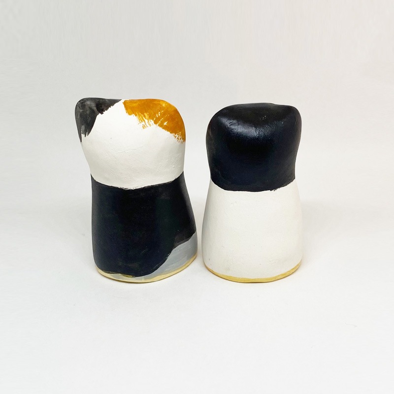 猫のウェディングドール 花嫁と花婿のペア　黒白と三毛猫フィギュア　キャンドルスナッファー イギリス製陶器