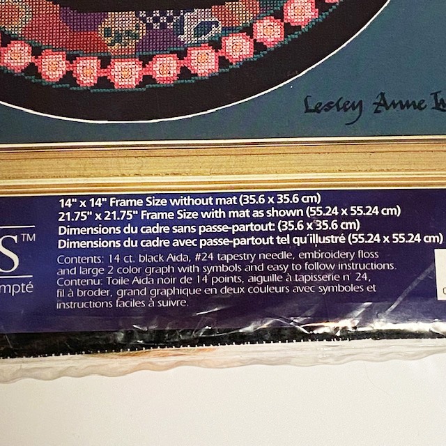 レズリーアイボリー 猫のクロスステッチ(ニードルポイント)キット Becky on Hexagons