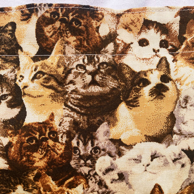 猫いっぱい柄 エプロン ポケット付き　ハンドメイド　My Cotton