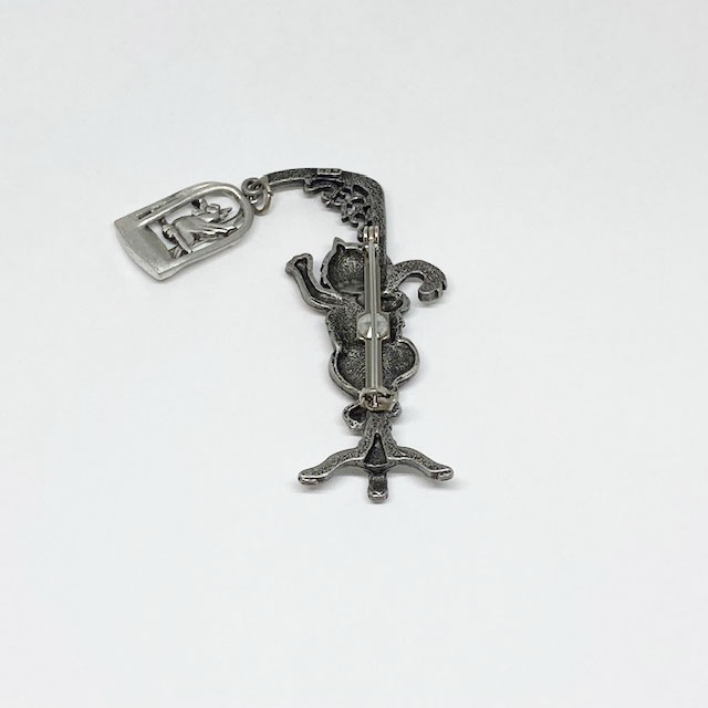 JJ Jonette 猫とかごの鳥のブローチ シルバートーン ピューター製