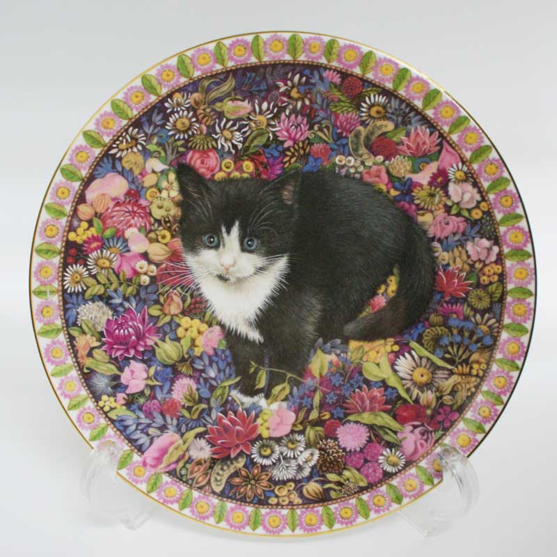 エインズレイ レズリー・アン・アイボリー猫の絵皿 Meet My Kittens 10月チェスタートン