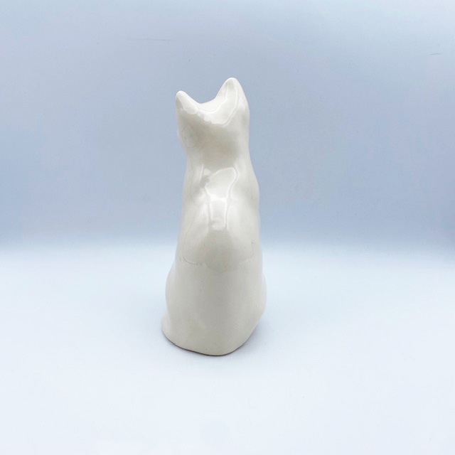 ウィンスタンレイキャット オッドアイのお座り白猫 サイズ3 ケンジントンキャット