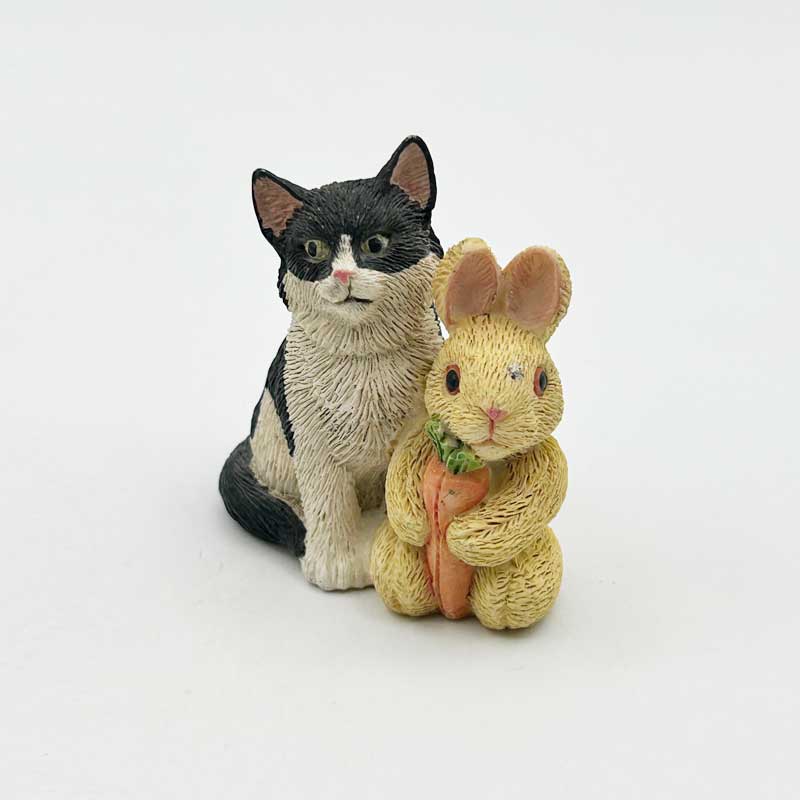 レズリーアンアイボリー CATS AMONG THE TOYS 猫フィギュリン12