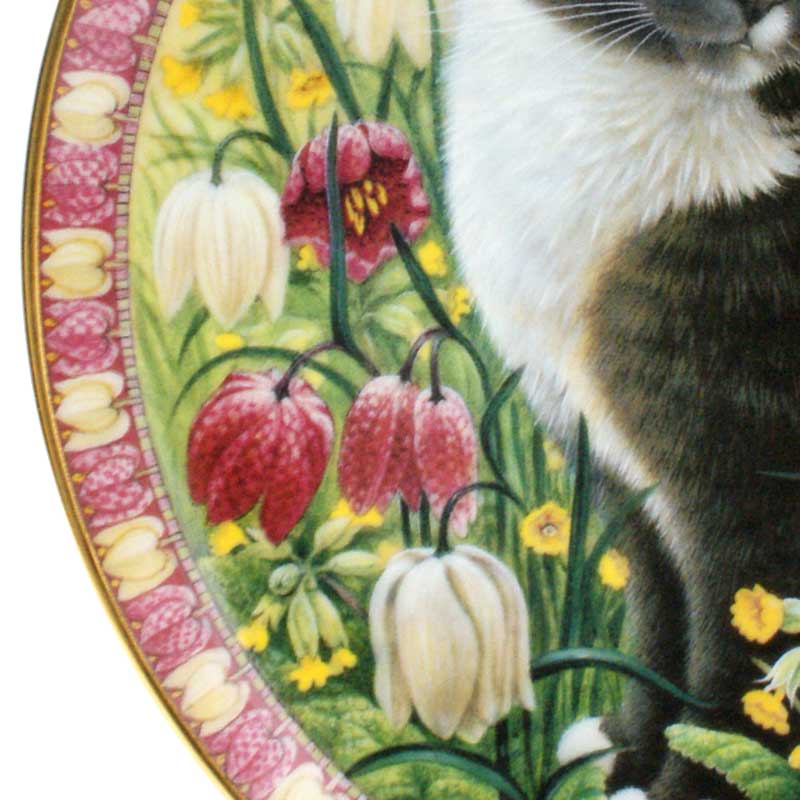 ダンバリーミント レズリー・アン・アイボリー猫の絵皿 The Four Seasons Delabole in Spring