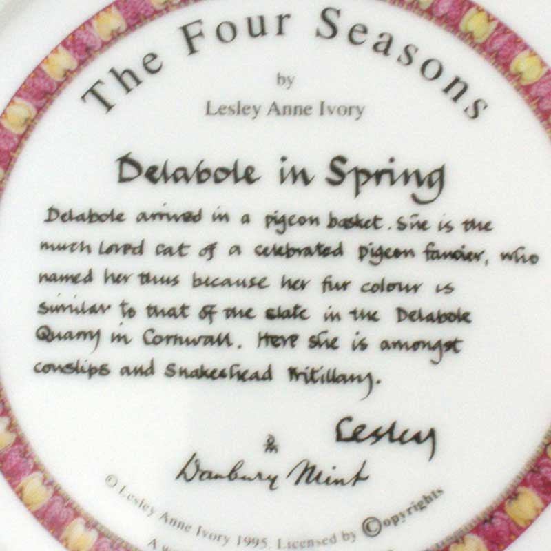 ダンバリーミント レズリー・アン・アイボリー猫の絵皿 The Four Seasons Delabole in Spring