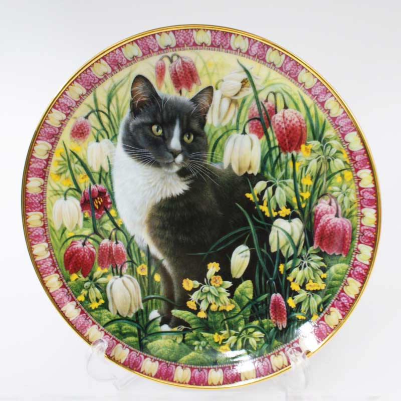 ダンバリーミント レズリー・アン・アイボリー猫の絵皿 The Four Seasons Delabole in Spring