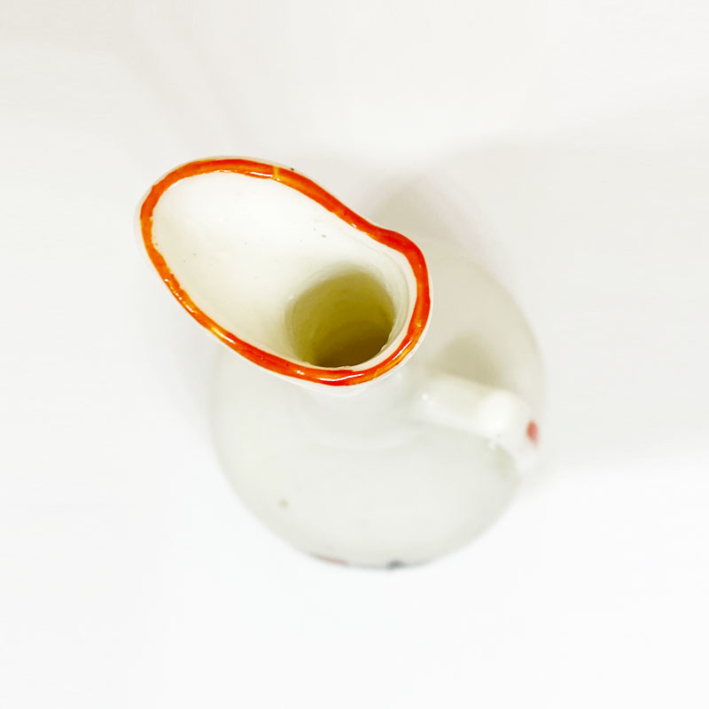 クレステッドチャイナ BLACK GOOD LUCK CATのミニジャグ 歩く赤いリボンの黒猫 1900年代初期