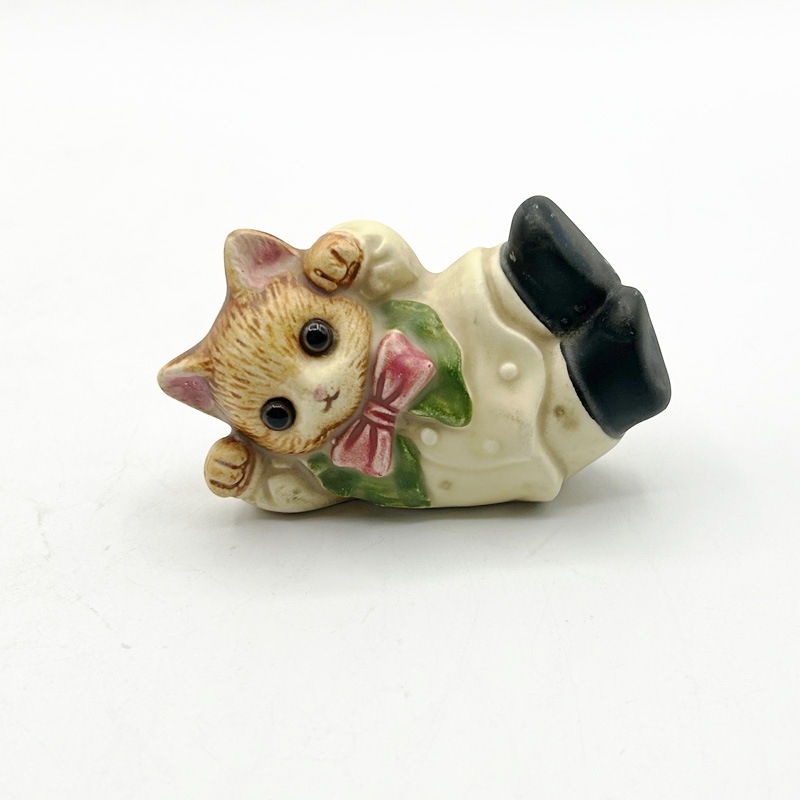 ガラスの瞳の小さなシェフ猫のフィギュリン Mervin’s？ 日本製