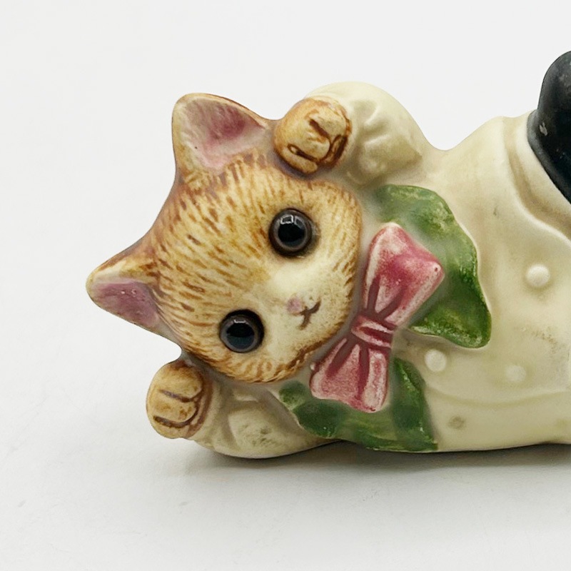 ガラスの瞳の小さなシェフ猫のフィギュリン Mervin’s？ 日本製
