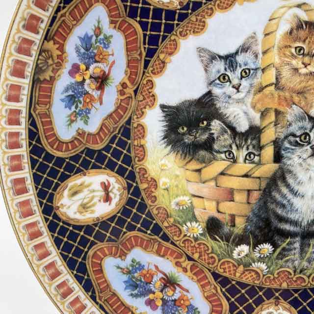 ダンバリーミント レズリー・アン・アイボリー猫の絵皿 All Together Now コールポート