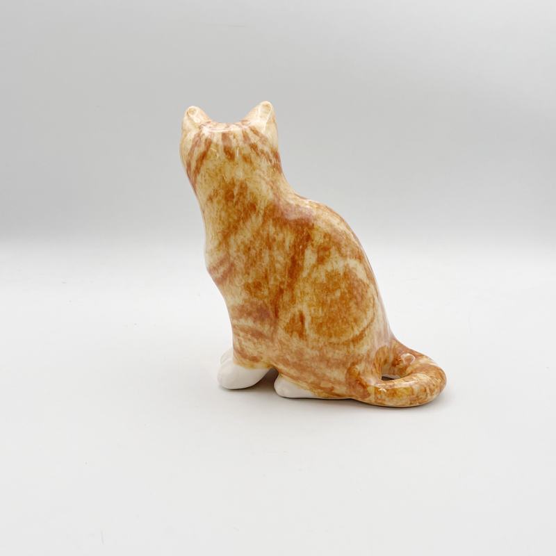 ウィンスタンレイキャット 美猫の茶トラ白猫ちゃん サイズ2 Winstanley Cat