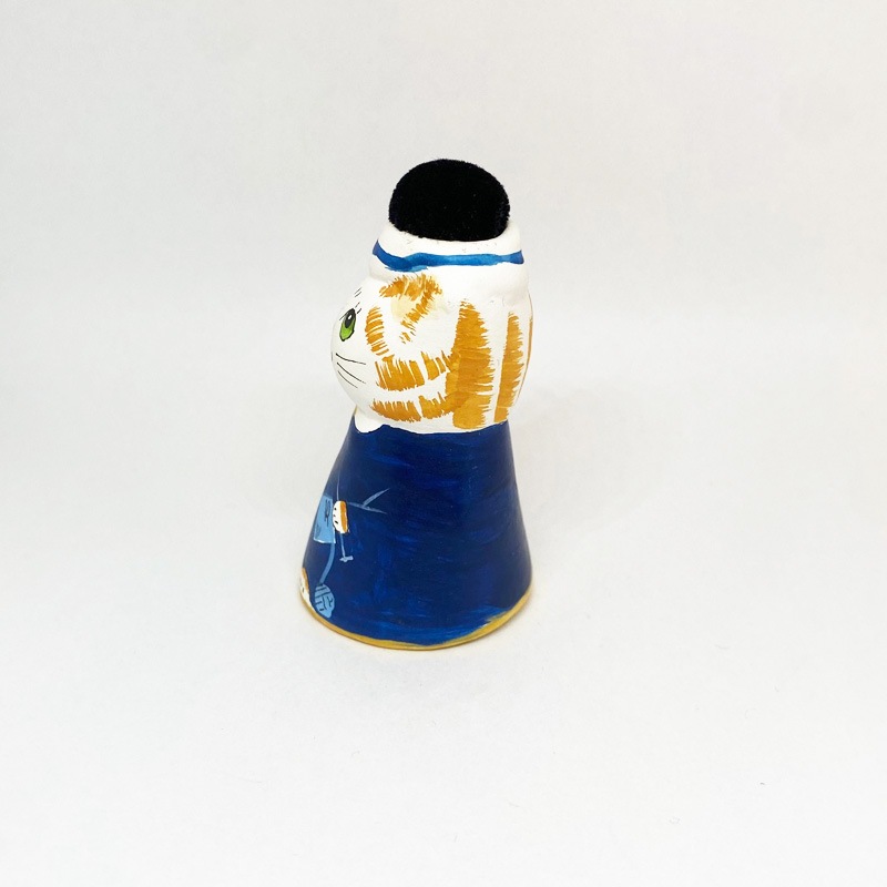 メリーフィールドポッタリー 編み物をする茶トラ猫のピンクッション素焼きの猫の針山　Merryfield Pottery