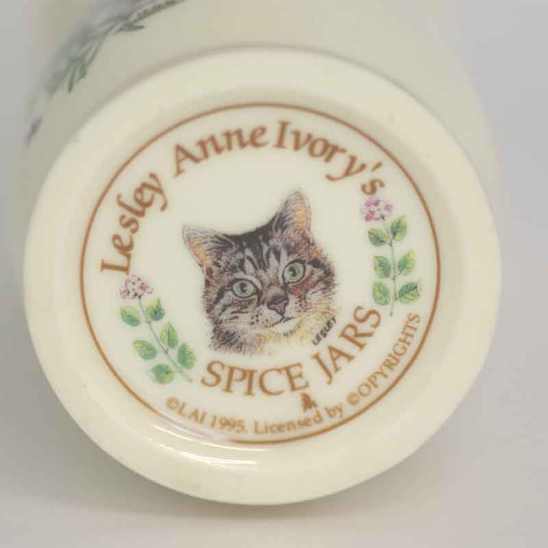 ダンバリーミント レズリー・アン・アイボリー猫のスパイスジャー ローズマリー / ロザリー