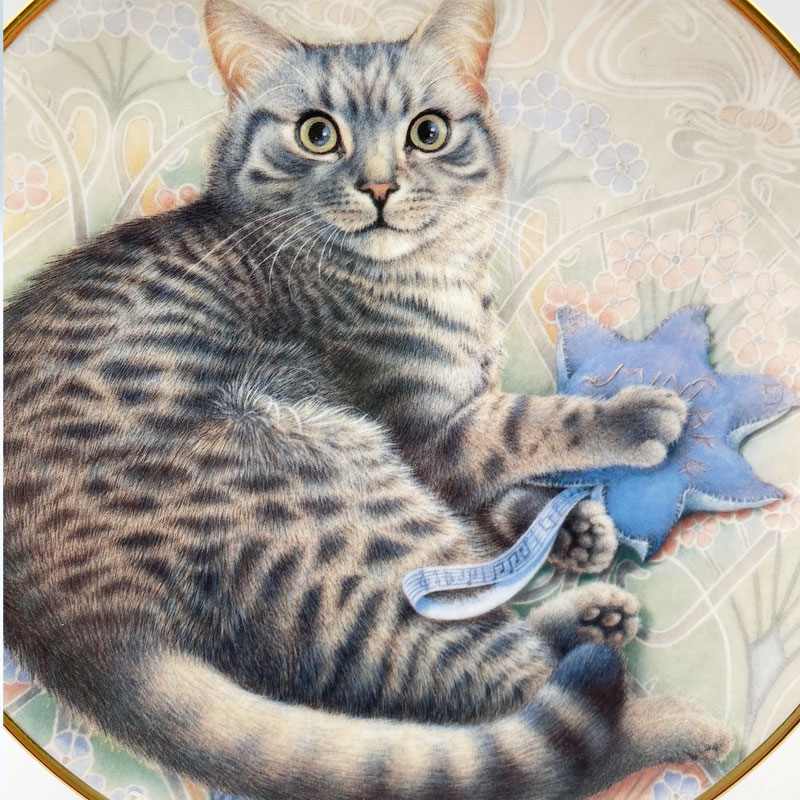 ダンバリーミント レズリー・アン・アイボリー猫の絵皿 Meet Mintaka