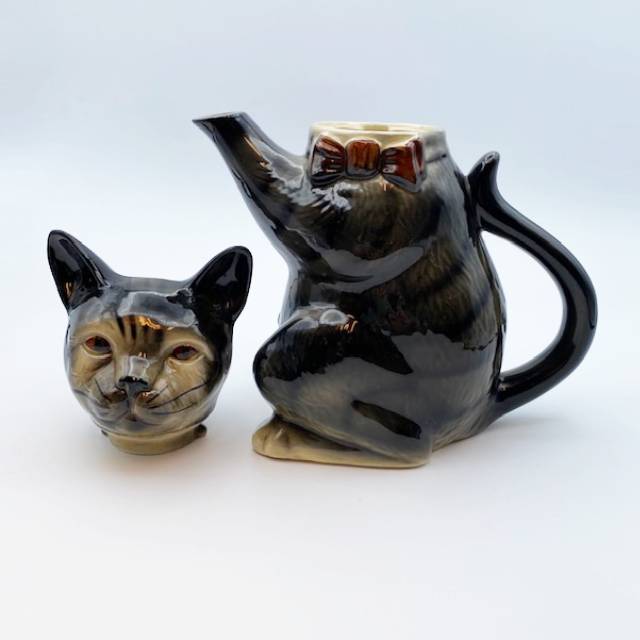 tony wood トニーウッド　猫のティーポット　イギリス Tony Wood 】トニーウッド 黒ネコのティーポット （ イギリス