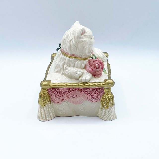 フィッツ＆フロイド 白猫ちゃんとバラの小物入れ　バターディッシュ？ Fitz & Floyd Essentials