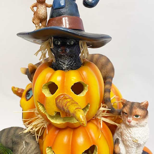 ハロウィン 猫フィギュア付きかぼちゃ型ランプ Cat-O-Lantern by Charles Wysocki　限定品・訳あり