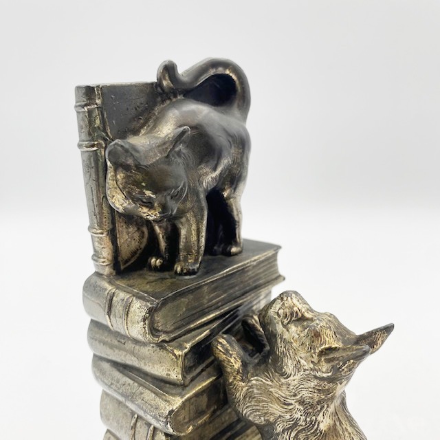 犬　ブックエンド　本立て　ビンテージ ヴィンテージ 猫と犬のブックエンド 本立て インテリア置物 1930