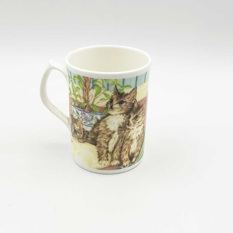 DUCHESS　ダッチェス  猫柄のマグカップ　PILLOWTALK　イギリス製ボーンチャイナ
