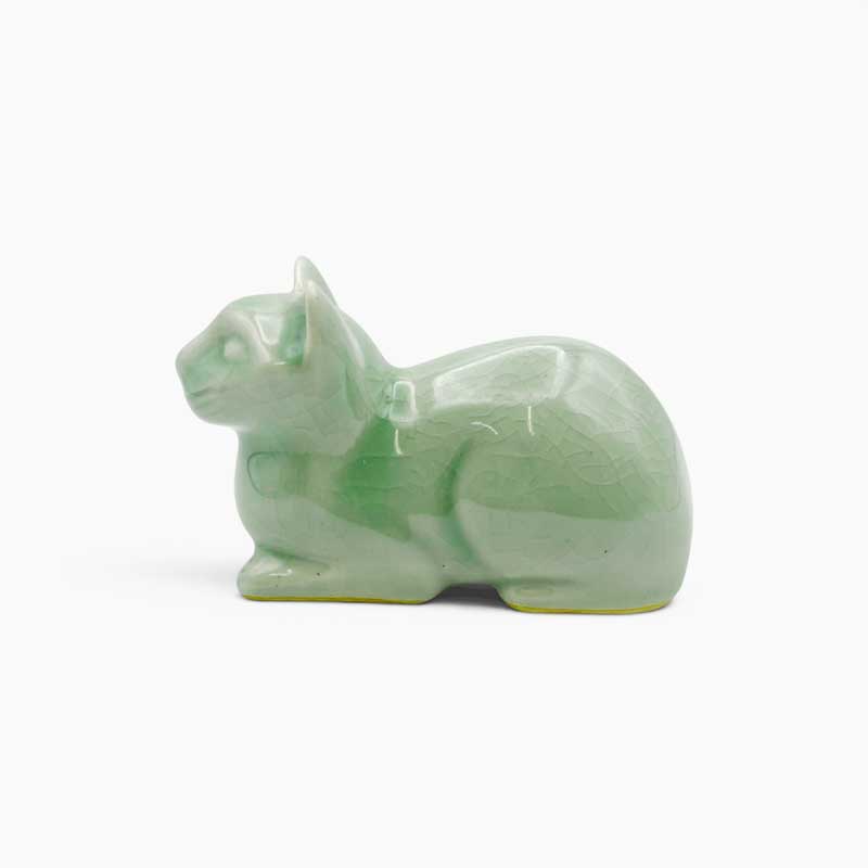 ヴィンテージ青磁の猫　1980年代のアジア製？
