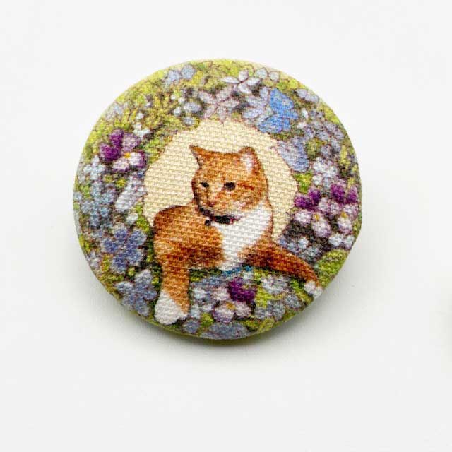 Yanaka Red House Button Galleryオリジナル猫のボタン2個セット　猫のルルとお花のリース