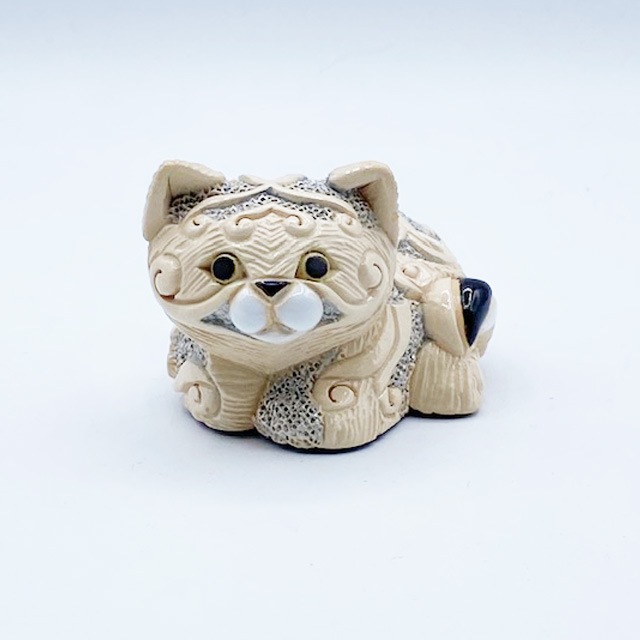 アーテサニア・リンコナダ カービングが綺麗な白猫のフィギュリン DeRosa デ・ローザコレクション