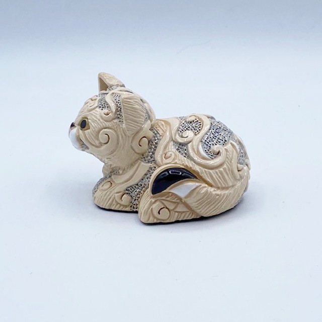 アーテサニア・リンコナダ カービングが綺麗な白猫のフィギュリン DeRosa デ・ローザコレクション