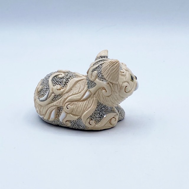 アーテサニア・リンコナダ カービングが綺麗な白猫のフィギュリン DeRosa デ・ローザコレクション