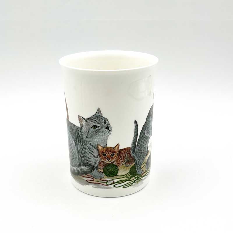 ROY KIRKHAM  ロイカーカム 猫柄のマグカップ　イギリス製ボーンチャイナ　1990年