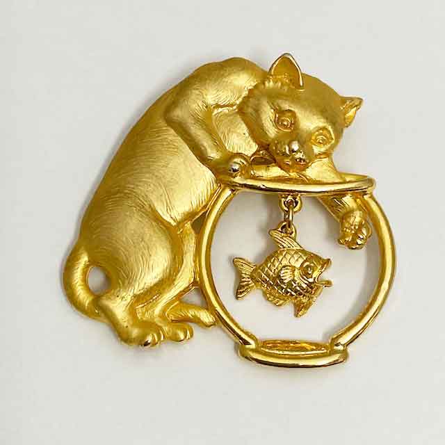 JJ Jonette 猫と金魚のブローチ ジェイジェイ ゴールドトーン
