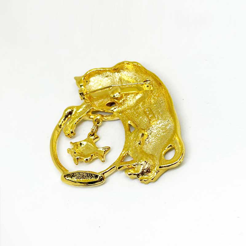 JJ Jonette 猫と金魚のブローチ　ジェイジェイ　ゴールドトーン