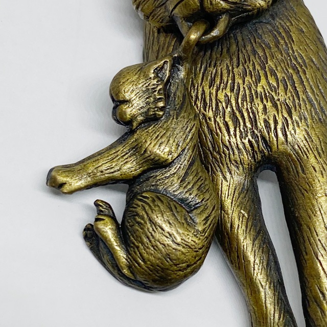 JJ Jonette 子猫を運ぶ母猫のブローチ ブロンズトーン ジェイジェイ アメリカ