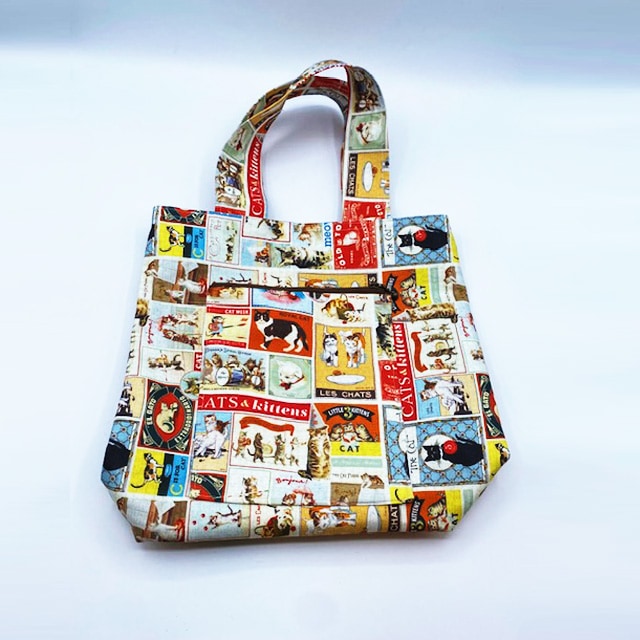 猫柄　ハンドメイドトートバッグ　アンティーク・ヴィンテージ柄　ヘレナ・マグワイア