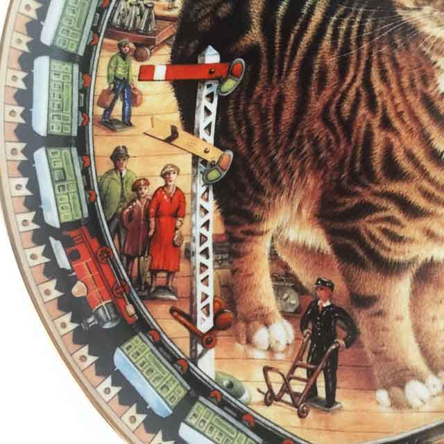 ダンバリーミント レズリー・アン・アイボリー猫の絵皿プレート Cats! OCTOPUSSY