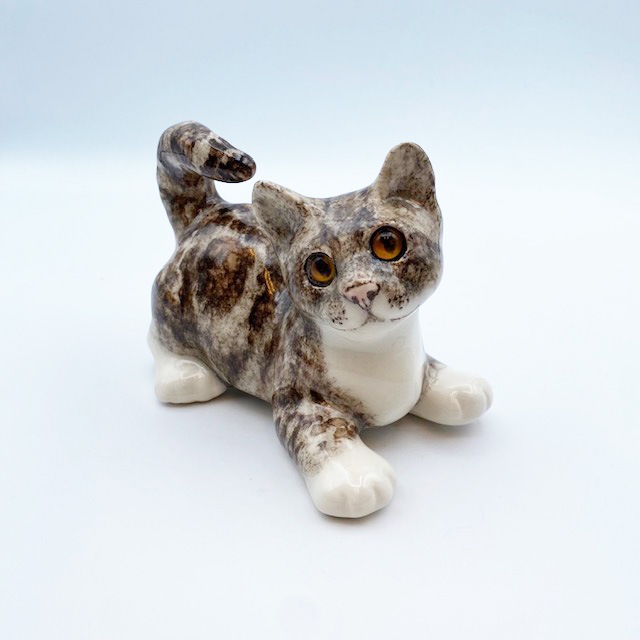 ウィンスタンレイキャット ケンジントンキャット　じゃれる猫 サバトラ白猫　サイズ2