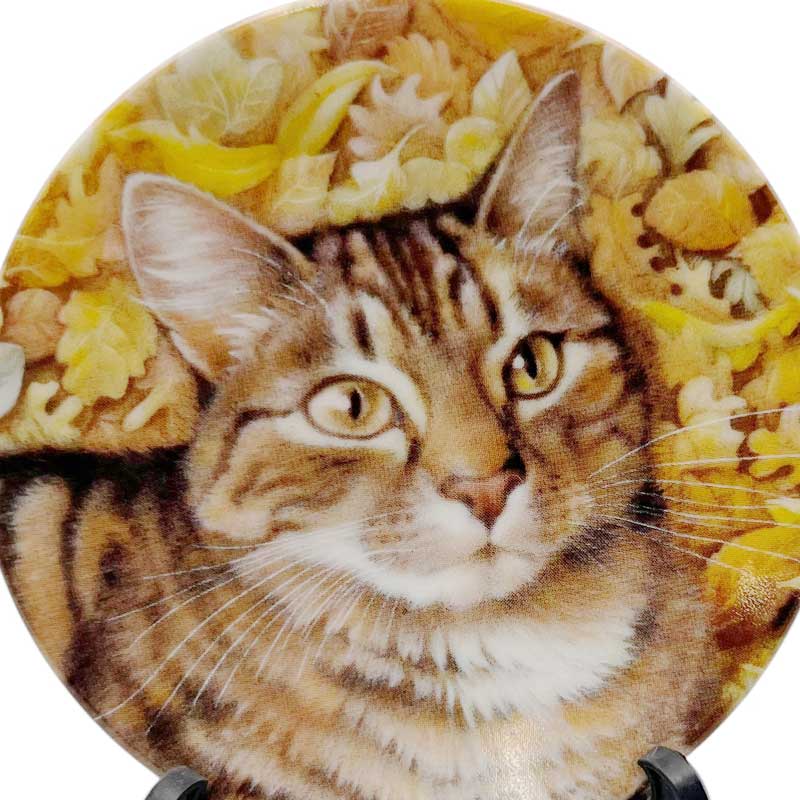 ロイヤルウースター アイボリーキャッツ 猫のミニ絵皿 OCTOPUSSY IN AUTUMN LEAVES
