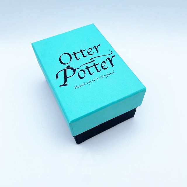 Otter Potter　ルイスウェインモチーフ　黒猫クリーマー、ミルクピッチャー 英国製