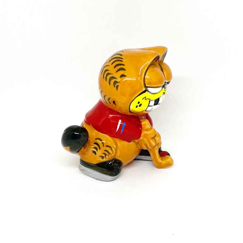 ホッケーをするガーフィールドのフィギュリン　陶器製　ENESCO　1981年