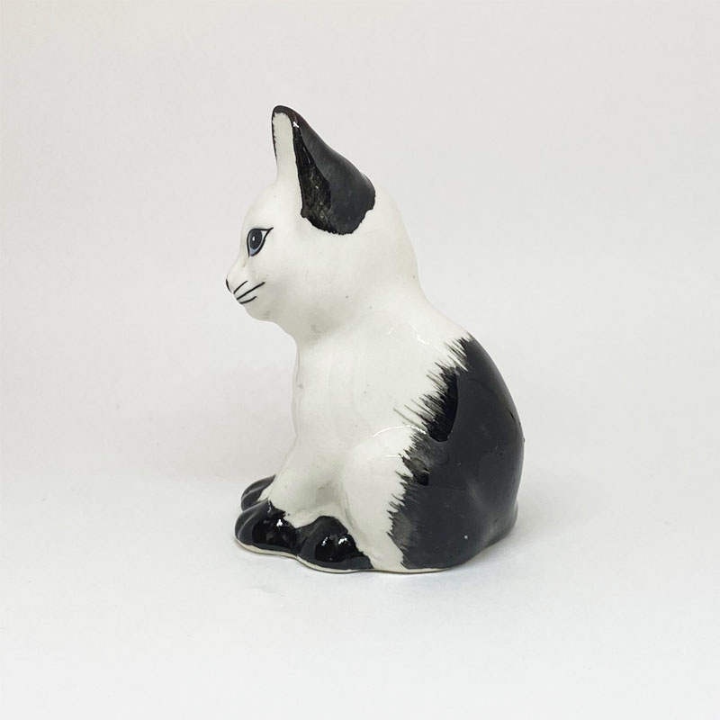 Studio Szeiler 白黒お座り猫フィギュリン ツェイラー社 イギリス製