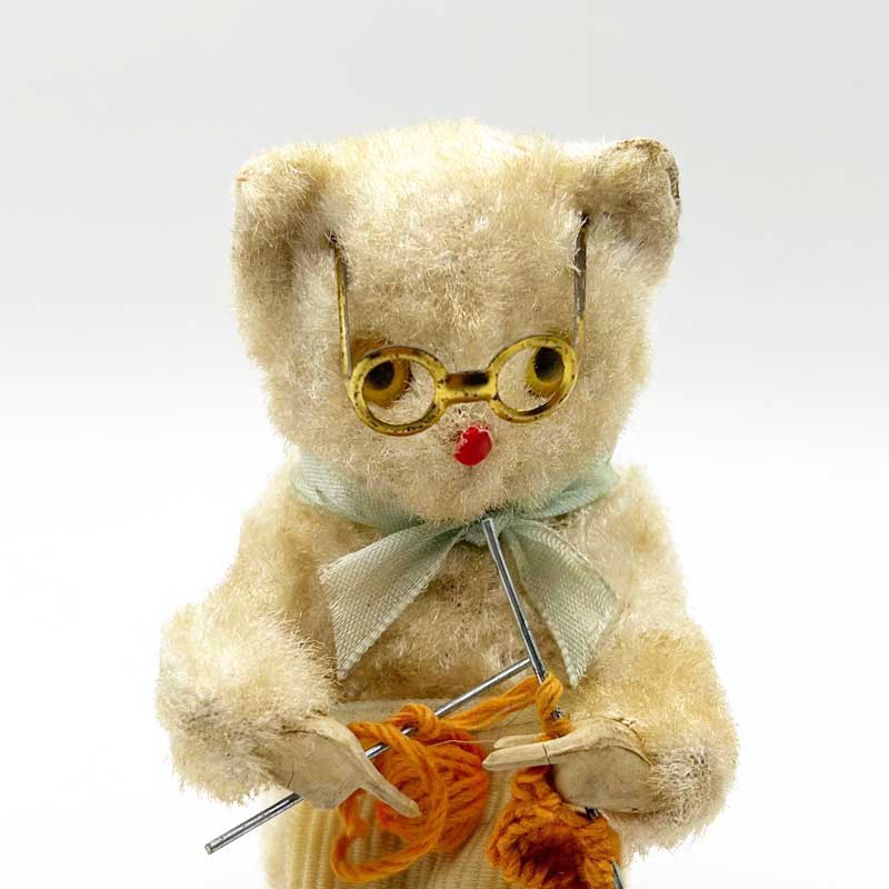 編み物する猫ちゃん Knitting Cat ゼンマイ式おもちゃ 野村トーイ 富士